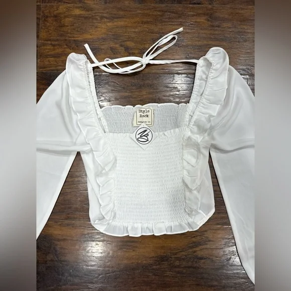 NWT cause for applause crop blouse - Picture 3 of 5